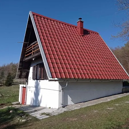 Ferienhaus In 42639 Fužine